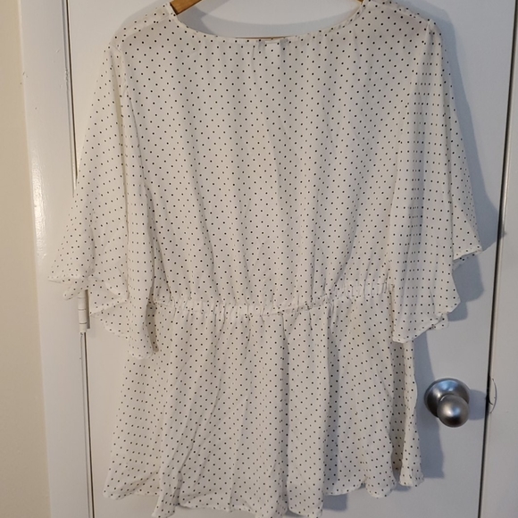 TORRID polka dot v-neck peplum top - Picture 7 of 7